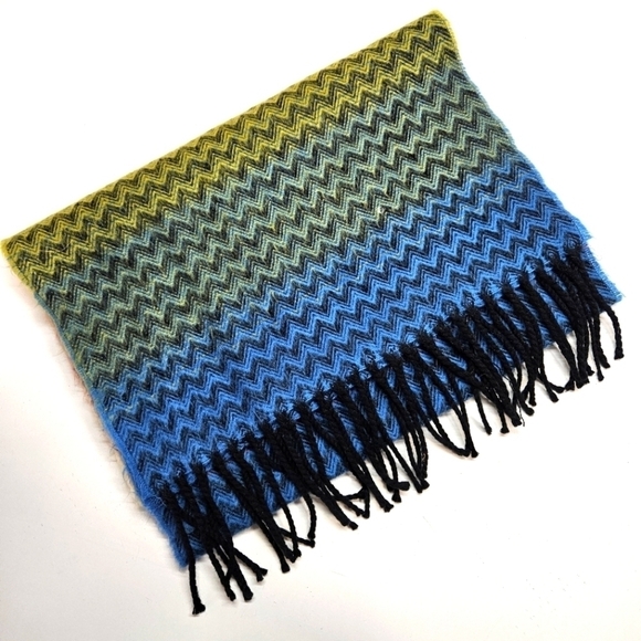 Gorgeous 100% Cashmere Ombre Chevron Knit Rectangle Fringe Scarf Made in Germany - Picture 2 of 5